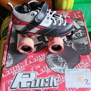 NEW ROCK EXPRESSION ROLLER SKATES SIZE 2